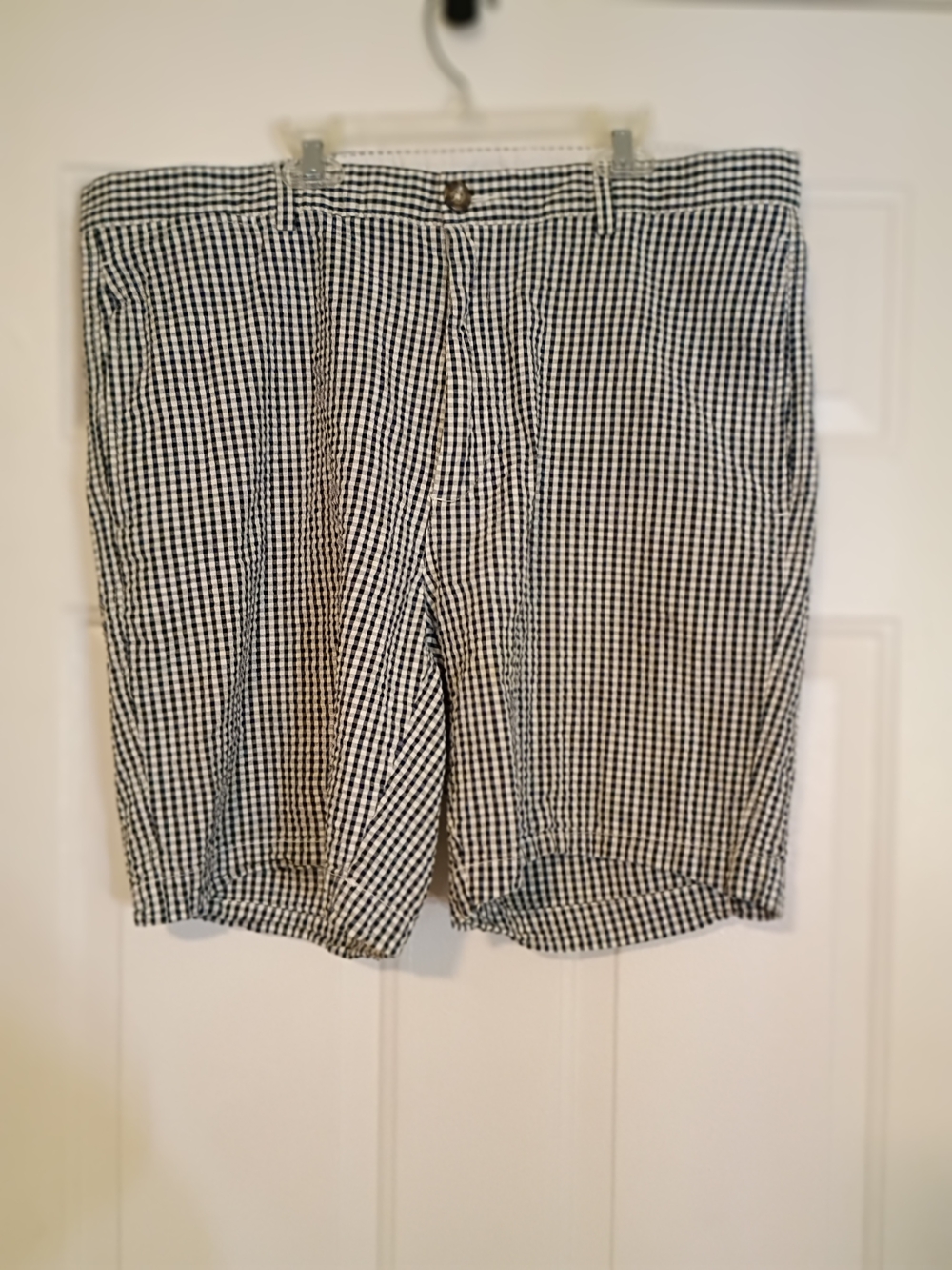 Roundtree & Yorke Black and White Gingham Flat Front Shorts
